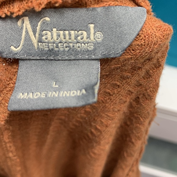 Natural Reflections - top - ac - Picture 5 of 6